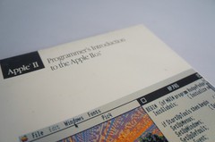 Apple ll Programmers’s Introduction to the Apple IIGS- 450+ Pages HC DJ
