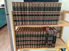 1986 Funk and Wagnalls New Encyclopedia PLUS Dictionary ATLAS Med Guide $0 SHPG