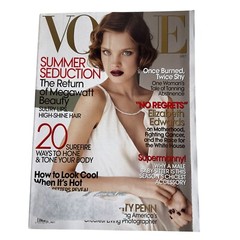 VOGUE Magazine August 2007 Winona Ryder Elizabeth Edwards Unread Fashion 2000s