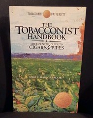 The Tobacconist Handbook: The Essential Guide To Cigars & Pipes – 9781439247983