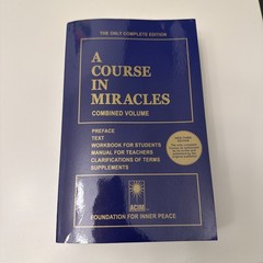 A Course in Miracles (Combined Volume; Complete Third Edition: