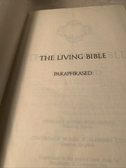 Hardcover The Living Bible Paraphrased Tyndale 1971 Dark Green Tyndall Bible1839