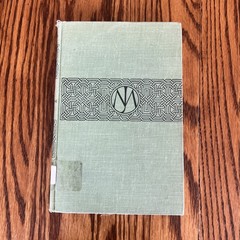 Isaac Newton Harry Sootin 1961 – Vintage Hardcover Ex-Library Copy