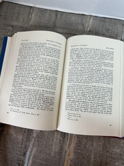Beacon Bible Commentary, Volume 6 : Matthew Through Luke by Ralph Earle, Charles