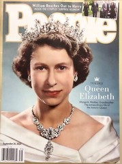 People Magazine – Queen Elizabeth II 1926-2022 – September 2022 – BRAND NEW cv1