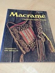 Sunset Book Macrame Creative Knot-Tying 1975 11th Printing Paperback 80 Pages