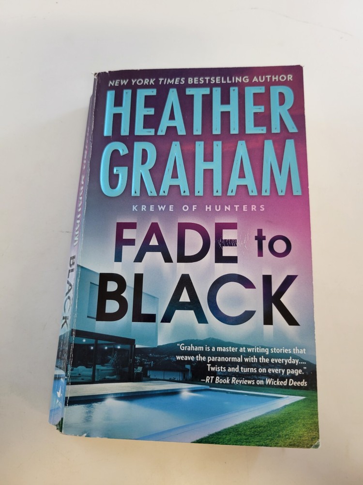 Krewe of Hunters Ser.: Fade to Black by Heather Graham (2018, Mass Market)