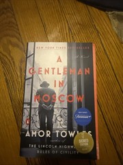 SIGNED A Gentleman in Moscow by Amor Towles (2019, Trade Paperback) Book