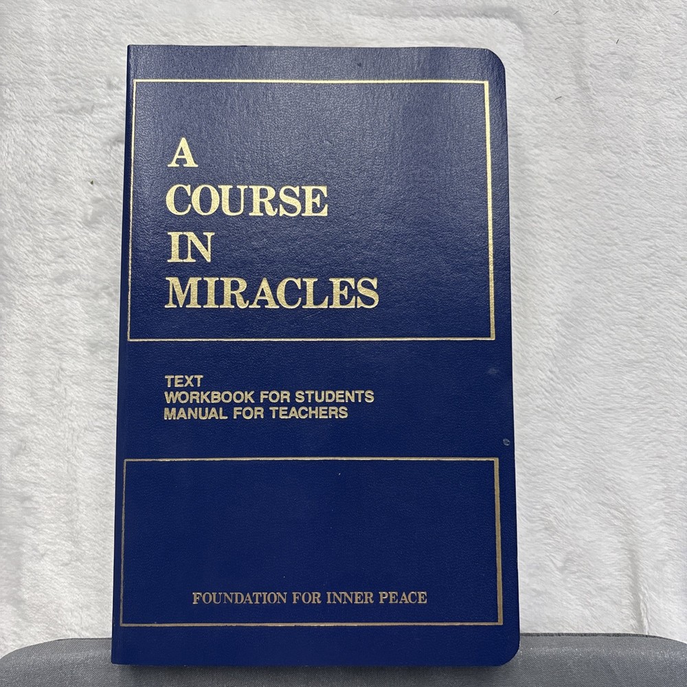 A Course in Miracles: Combined – Softcover by Foundation for Inner – Like New