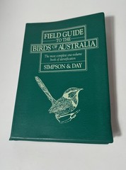 Field Guide to the Birds of Australia Christopher Helm 1994 Simpson & Day