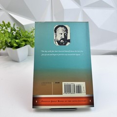 Lord of the Flies by William Golding – Penguin Great Books of the 20th Century