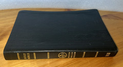 MEV Bible Thinline Reference Black Red Letter USA Print Clean Text
