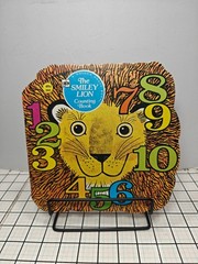 Vtg A Golden Shape Book The Smiley Lion Counting Book 1978 Early Golden Press PB