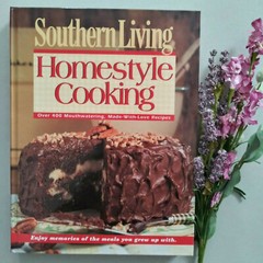 Vintage Southern Living Homestyle Cooking Cookbook 2002 Hardcover 400 Pages