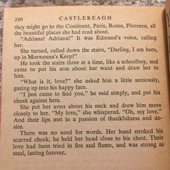 Castlereagh Janet Louise Roberts 1975 Pocket Books Gothic Romance Paperback Book