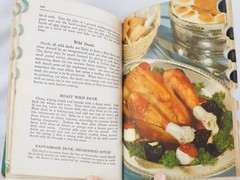 Vintage Cook BookAmerican Woman’s 1940 Culinary Arts Institute Illus 815 Pgs