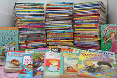 Lot of 25 of Children’s Kids Chapter Books – Random – Free Shipping!