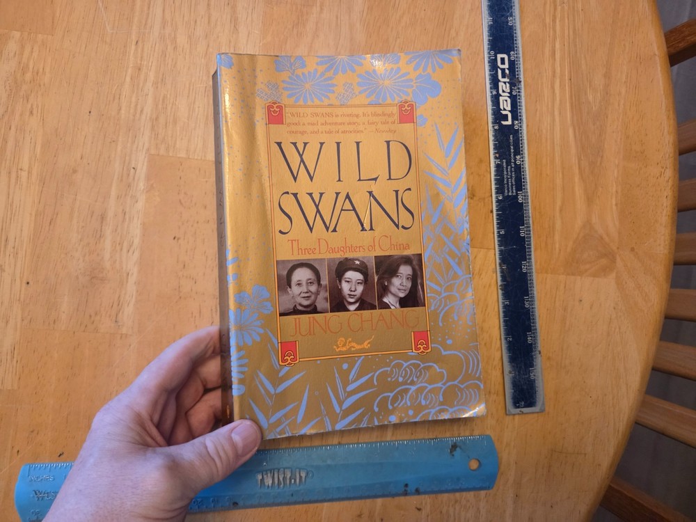 Wild Swans : Three Daughters of China by Jung Chang (1992, Trade Paperback)