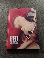 TAYLOR SWIFT Official Taylor Swift Red Album Photo Book (Hardcover) OUT OF PRINT