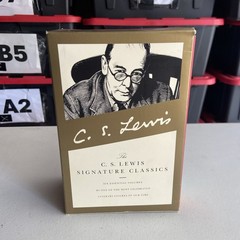 C. S. Lewis Signature Classics 5 Book Paperback BoxSet Christianity