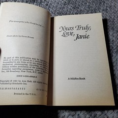 Yours Truly, Love, Janie Ann Reit 1981 Wildfire Scholastic Romance Book