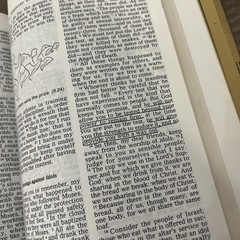 Vtg 1976 Good News Bible Today’s English Version Gold Hardcover 480 Pages