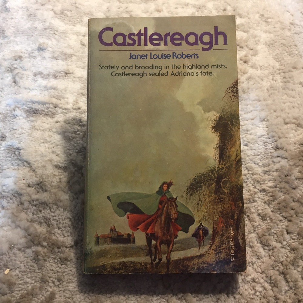 Castlereagh Janet Louise Roberts 1975 Pocket Books Gothic Romance Paperback Book
