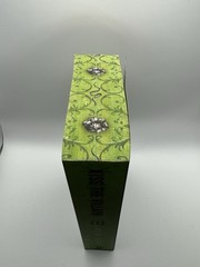 Kiss the Villain by Rina Kent Deluxe Edition Sprayed Edges