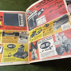 1970 RADIO SHACK Catalog Sales Paper ~ 40 Pages Of Vintage HiFi Electronics