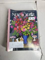 Lot of 21 New Yorker Magazine: 2026/ 2025 Mixed Dates Ex-Library Read For Dates
