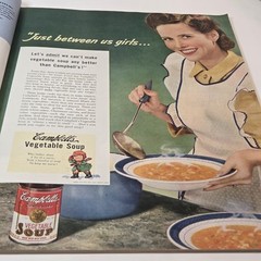 Ladies Home Journal Mag Feb. 1942 40s Fashions Full Color Ads Beauty Recipes