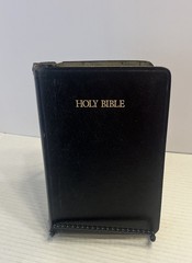 Holy Bible Vine’s Expository Reference Edition NKJV Genuine Leather Nelson 3005V