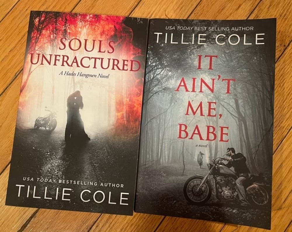 RARE SIGNED OOP Tillie Cole Books