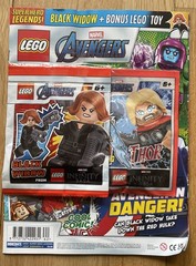 LEGO MARVEL AVENGERS MAGAZINE #31 ~ NEW WITH 2 x PACKS!