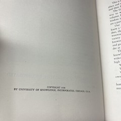 University of Knowledge Book Trailing Animals Around the World 1938 Chicago USA