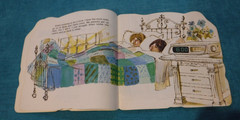 THE Clock Book by Donna Kelly (Author), Tom O’Sullivan GOLDEN BOOK