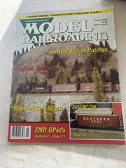 Model Railroading Magazine January 2002 Vertical Access Hatches Bachmann