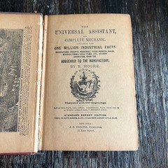Moore’s Universal Assistant and Complete Mechanic Standard Export Edition VTG