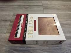 9780718027048