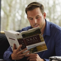 NKJV Study Bible, Hardcover, Burgundy, FullColor, Comfort Print The Complete …