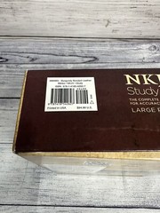 NKJV Study Bible by Thomas Nelson Publishing Staff (2009, Bonded Leather)