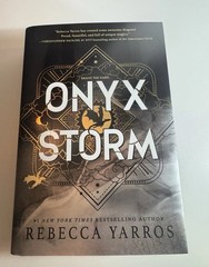 ONYX STORM Deluxe Limited EDITION BOOK HARDCOVER ‼️SPRAYED EDGES ‼️ Ships Free