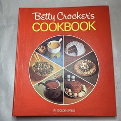 Betty Crocker’s Cookbook 1975 25th printing HC VTG 1969 Red Pie Cover Grannycore