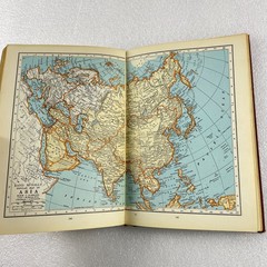 Rand McNally World Atlas 1931 Edition 1930 Census Chicago Herald Examiner Maps