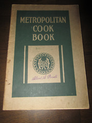 1922 The Metropolitan Life Cook Book 64 pages