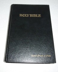 Holy Bible : King James Version – Red Letter Edition – Giant Print