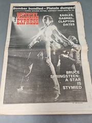 NME New Musical Express March 26th 1977 Bruce Springsteen Cover Pistols Dumped