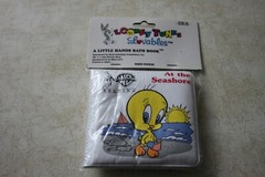 RARE NEW Vintage Looney Tunes Lovables A Little Hands Bath Book Tweety Seashore