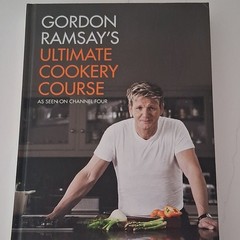 Gordon Ramsay Ultimate Cookery Course HC 2012 Hodder & Stoughton 320p Illus