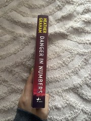 Danger in Numbers : A Suspenseful Mystery by Heather Graham (2022, Mass Market)